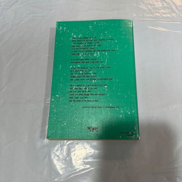 The Greatest is Love An Illustrated marked edition of 'The Living New Testament - Picture 3 of 10